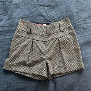 Diane Von Furstenberg Vintage Black and White Houndstooth Wool Women’s Shorts